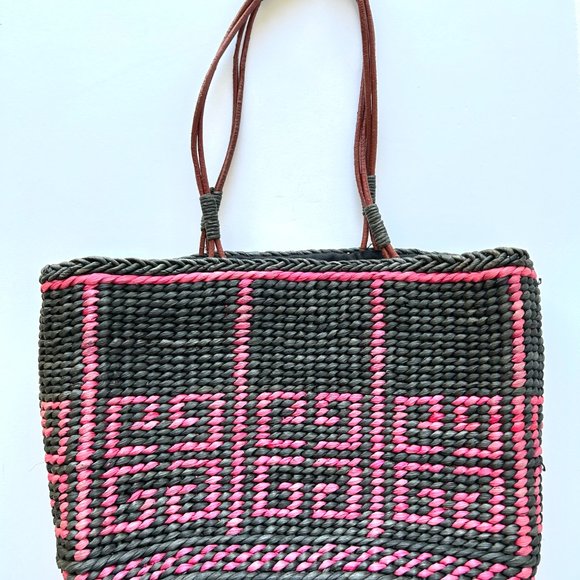 Givenchy Straw Tote - Picture 3 of 11